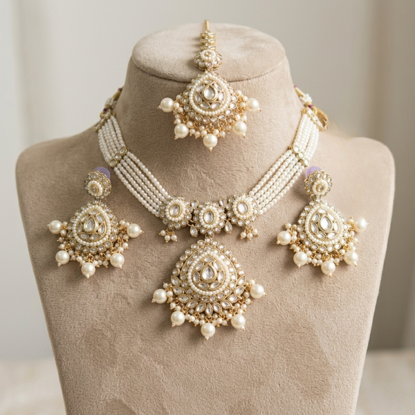 Elegant Pearl Kundan Jewelry Set