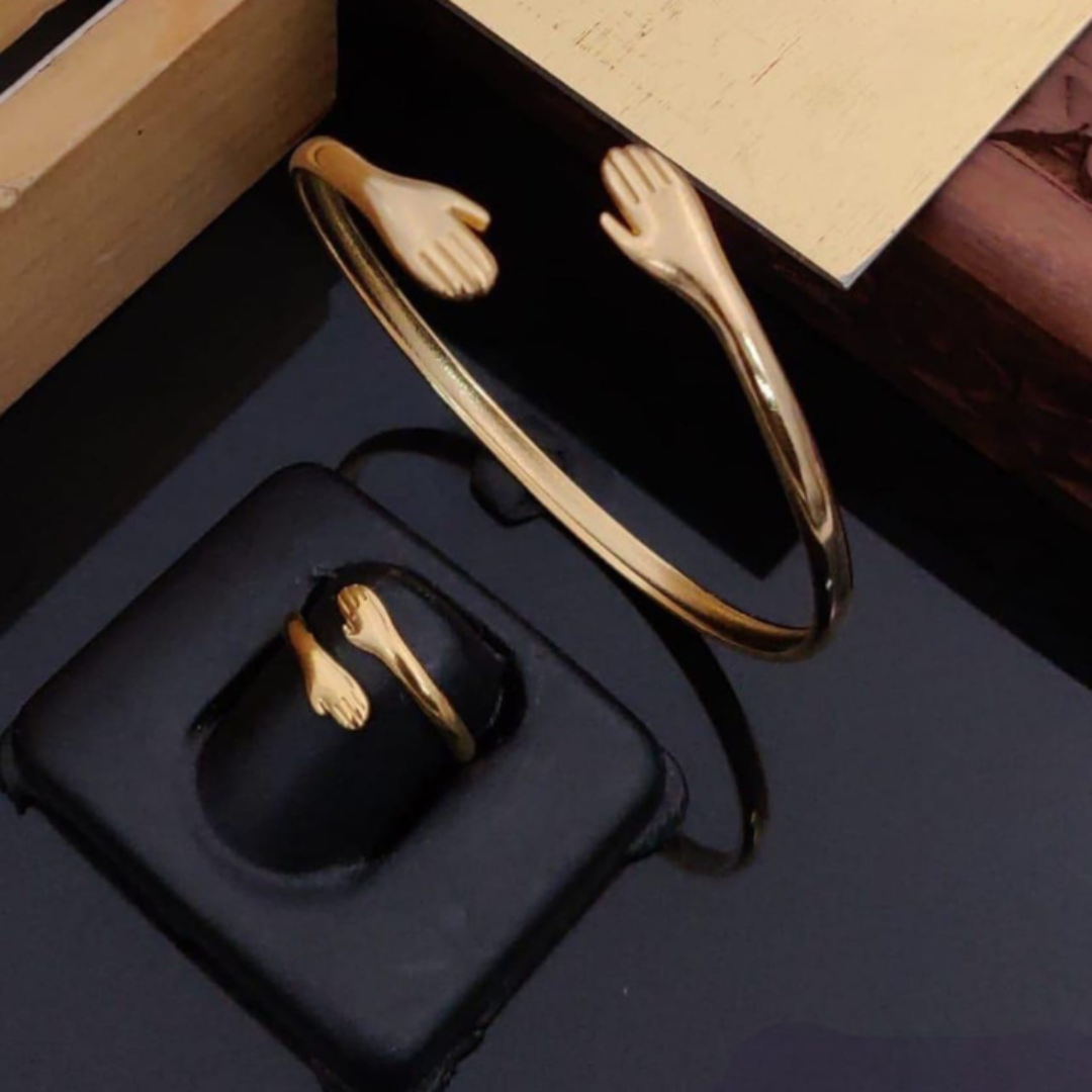Eternal Hug Bangle & Ring Set