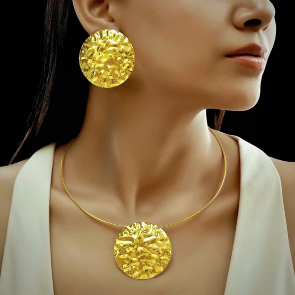 Golden Textured Disc Necklace & Stud Earrings Set -JN112