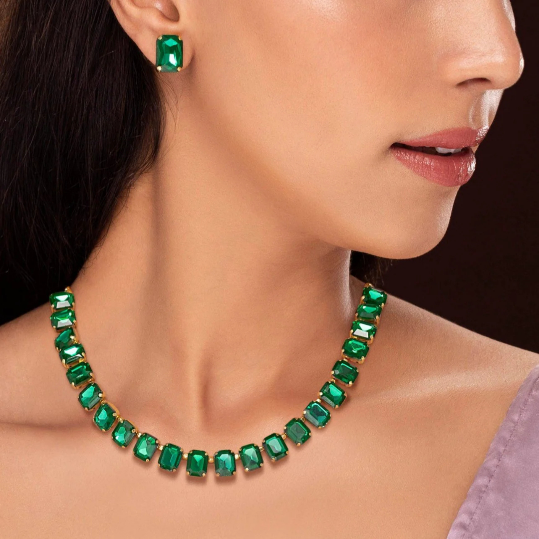 Emerald Glow Gemstone Necklace Set - JN115