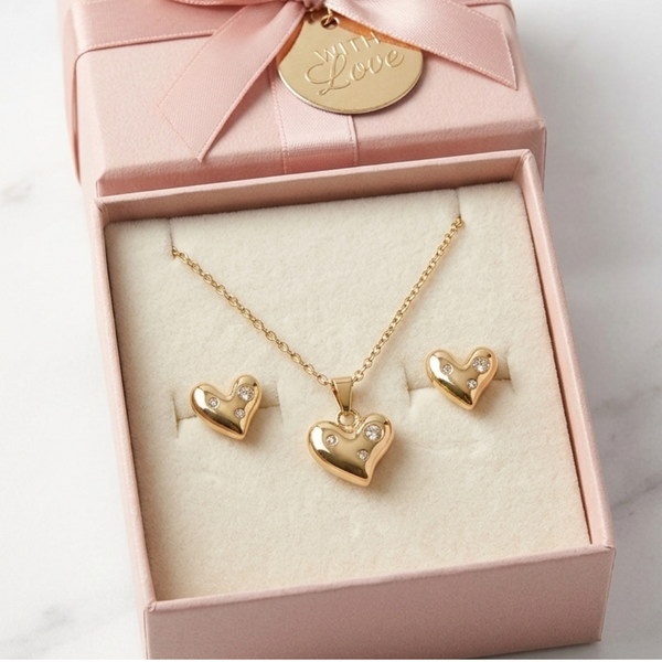 The Amour Gilded Heart Set