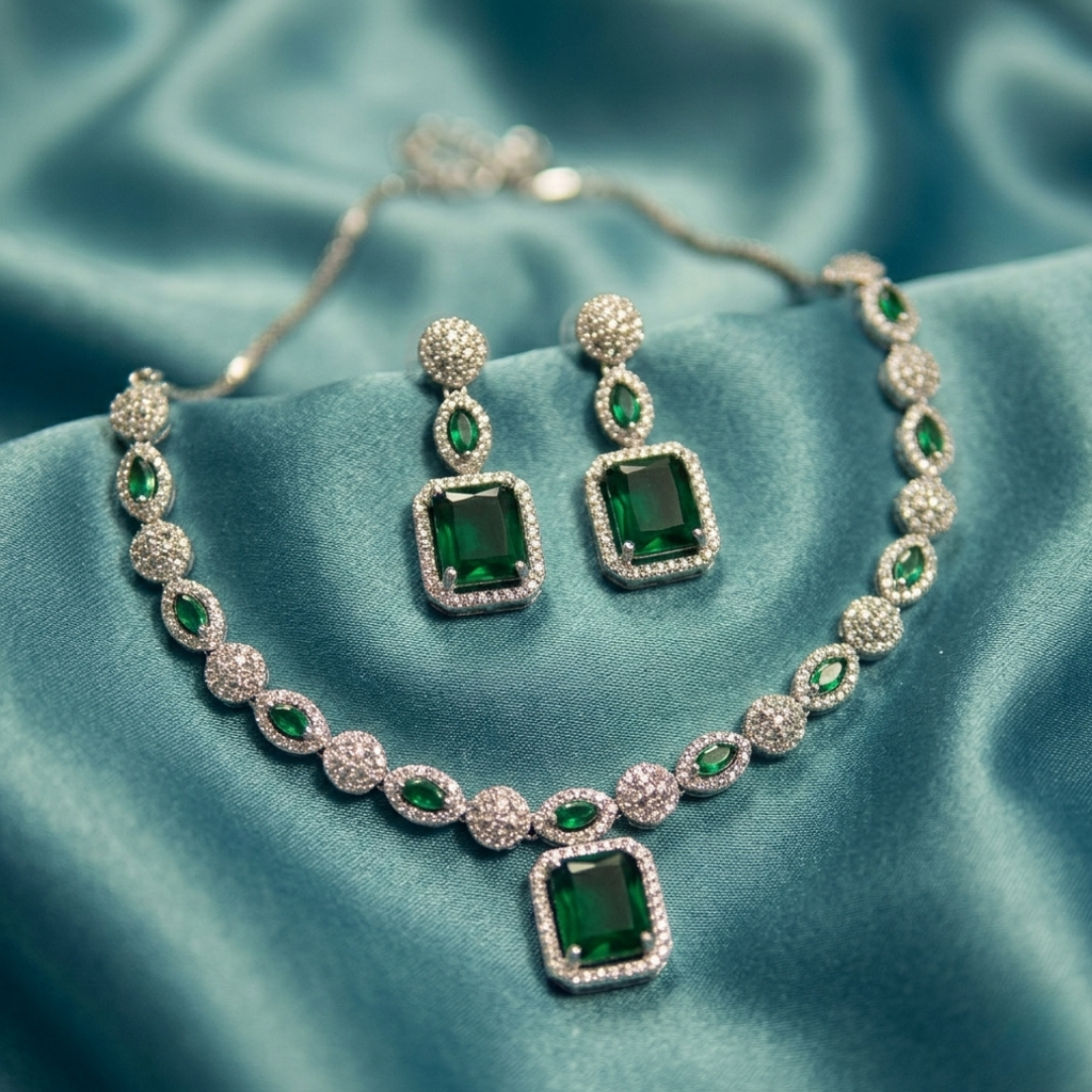 The Emerald Heritage Kundan Set