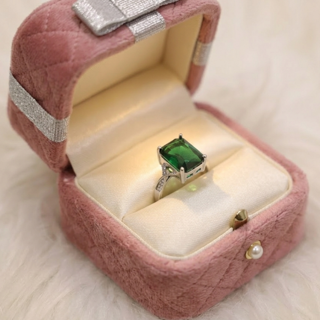 Emerald Elegance Statement Ring