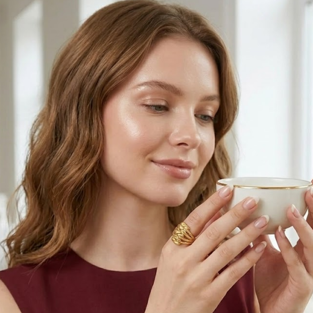 Model wearing Jwanas Harvest Grain Textured Ring