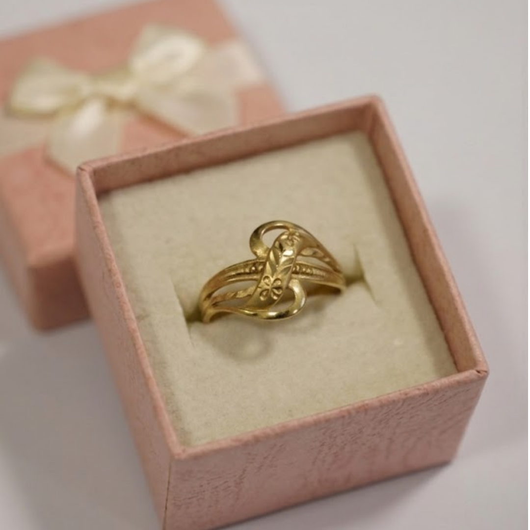 Jwanas Luna Petal Ring displayed in jewellery box packaging